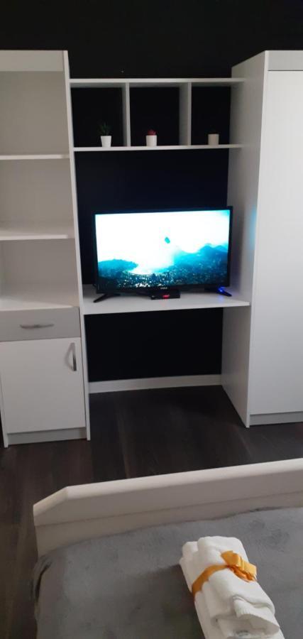 Apartman Mici Ni Extérieur photo